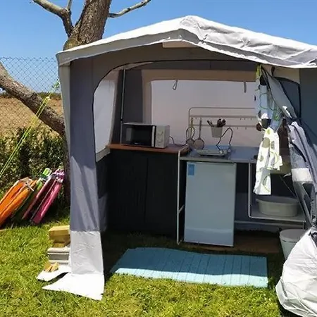 Tienda De Lujo 5 Personas - Camping Playa De Tapia Tapia De Casariego